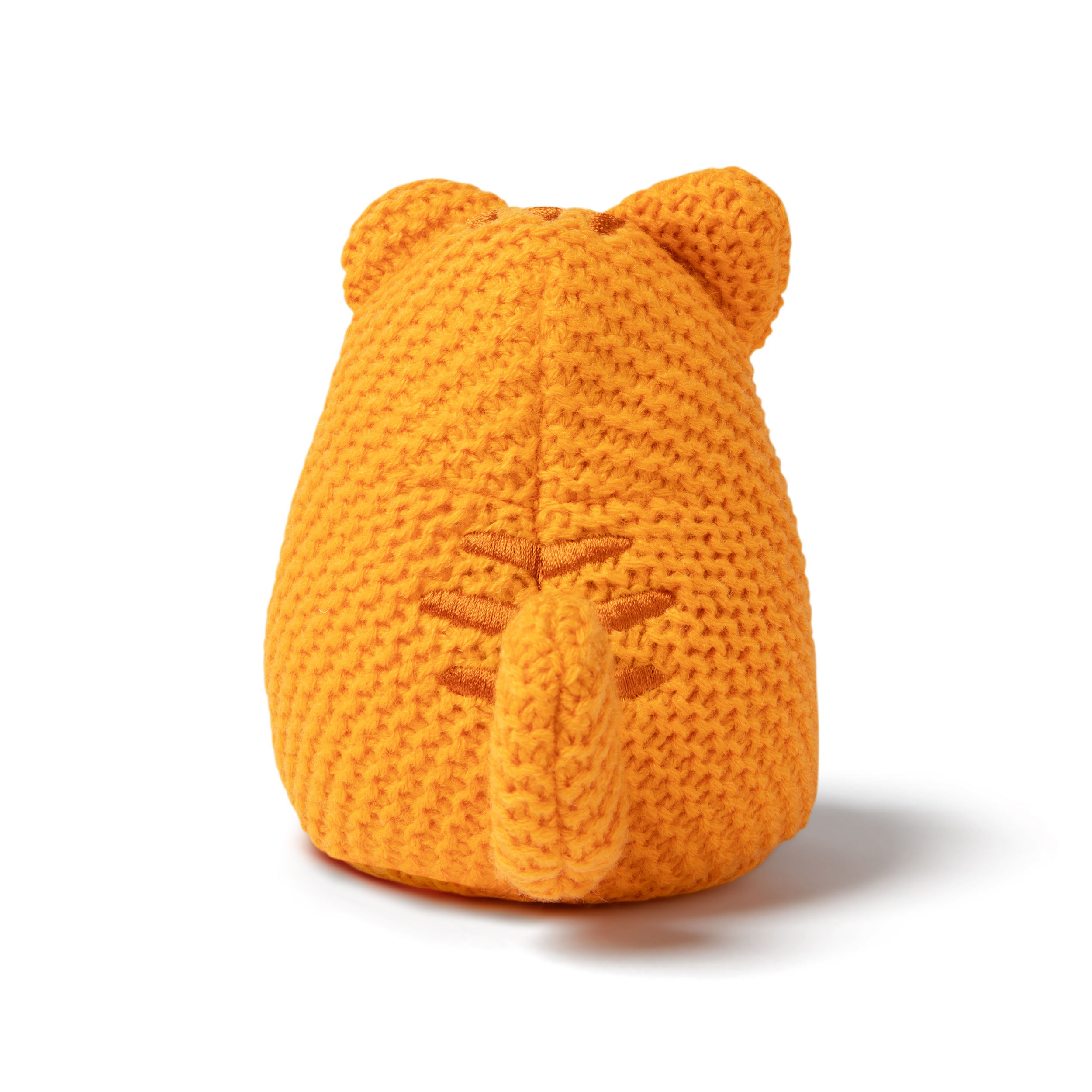 Lil Cheers Cat by Relatable – Cute Crochet Plush with Motivational Sign, Easter Gift Idea & Desk Decor for Kids, Teens, and Adults